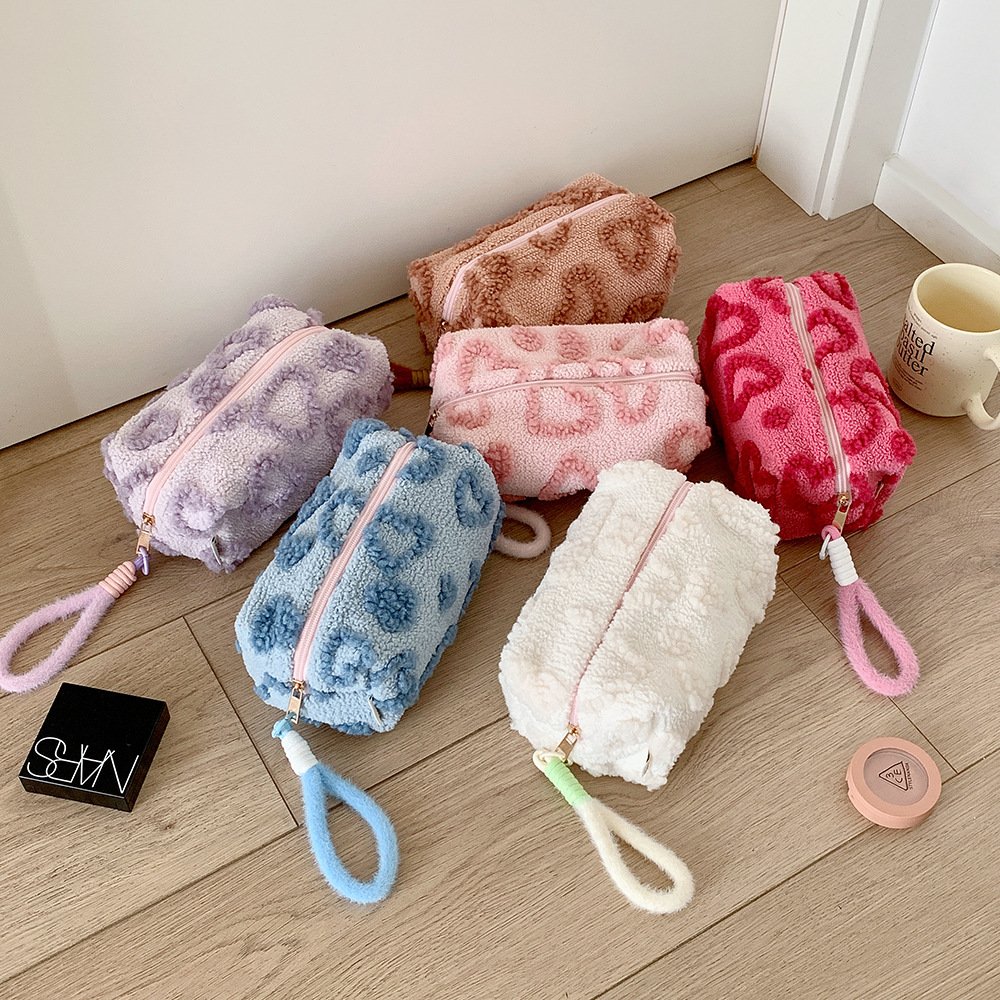 Cute Plush Heart Makeup Bag, Large Capacity Travel Toiletry & Cosmetic Storage Bag
