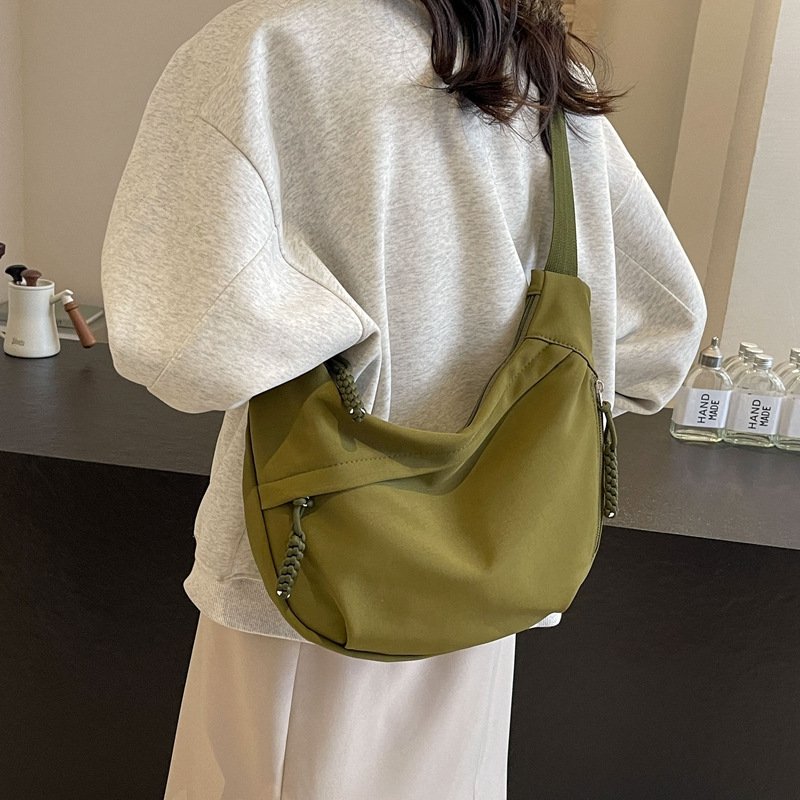 2026 New Canvas Crossbody Bag for Women – Large Capacity Dumpling Style Tote Bag for Students & Daily Use - Image 6